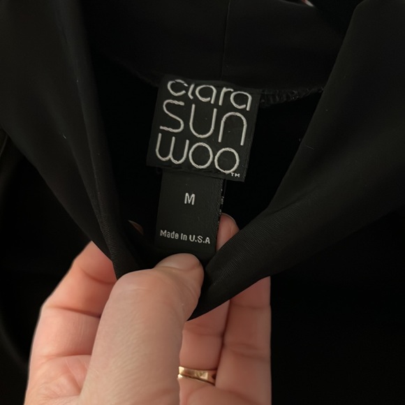 Clara sunwoo black keyhole neck top - Picture 6 of 6